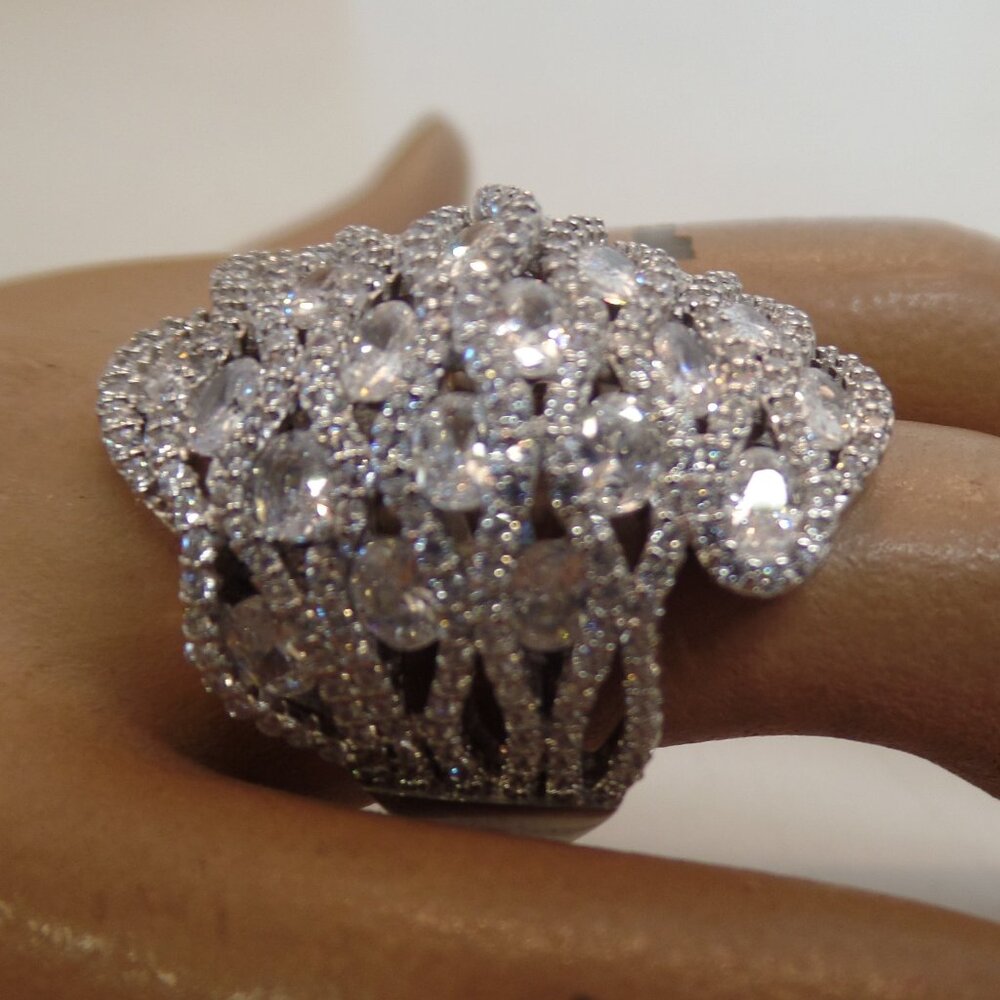Sterling Silver 9.25 (Stamped) Large Bold & Bling Ring Sz 8.75 Simply Stunning